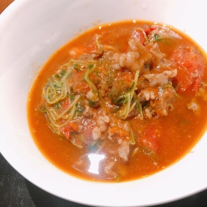 くたくたトマトが好きなのでがっつり加熱してスープにしました！味付け簡単なのにとっても美味しい…！さやえんどうは豆苗に。